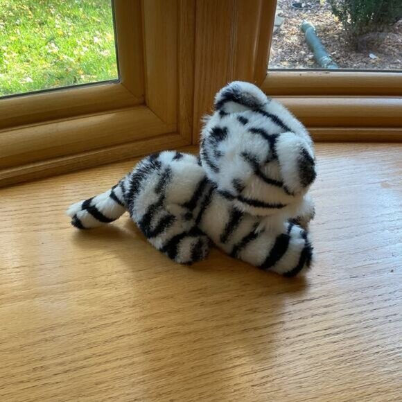 White Tiger Plush Blue Eyes Fiesta Concession Corp Stuffed Animal Vintage 1989 - Picture 3 of 7